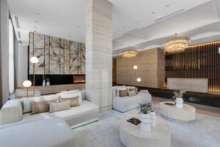 Finale Luxury Residences in Montréal, QC - Building Photo