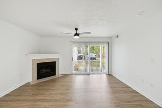 Kennedys Landing in Cincinnati, OH - Building Photo - Building Photo