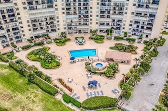 300 Ocean Trail Way in Jupiter, FL - Building Photo - Building Photo