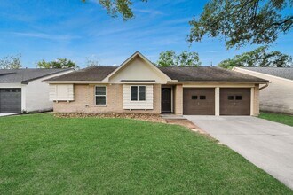 6019 Spellman Rd in Houston, TX - Building Photo - Building Photo