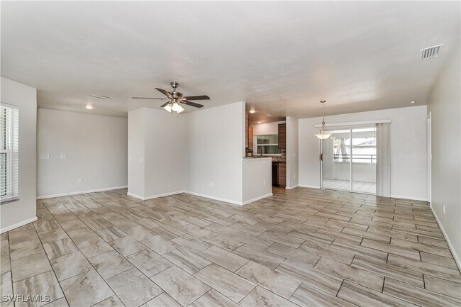 property at 3428 SE 8th Pl