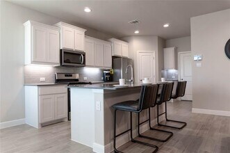 11512 Harp Ln in Fort Worth, TX - Building Photo - Building Photo