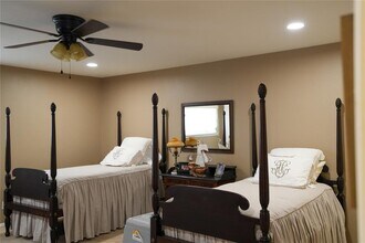 48 Woodstone Square in Austin, TX - Building Photo - Building Photo