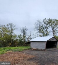 7096 Pine Tree Rd in Hereford, PA - Building Photo - Building Photo