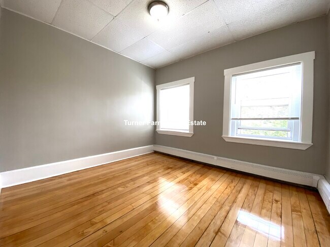 270 Bowdoin St, Unit 2 in Boston, MA - Foto de edificio - Building Photo