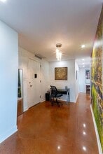 1620 E Broad St, Unit 603 in Columbus, OH - Building Photo - Building Photo