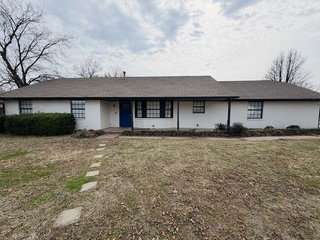 property at 1204 NE 6th St