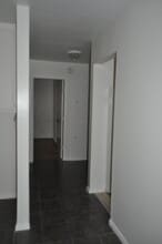 4059 W 137th St, Unit # C in Hawthorne, CA - Building Photo - Building Photo