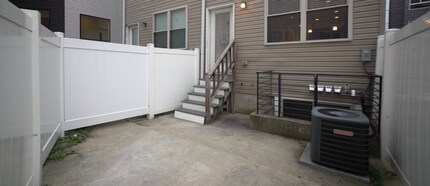 1612 Ogden St in Philadelphia, PA - Building Photo - Building Photo