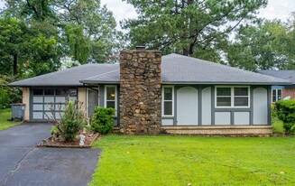 1309 N 6th Terrace in Barling, AR - Building Photo