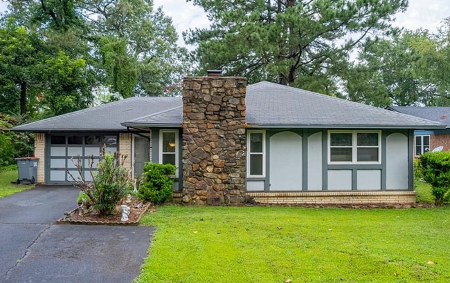property at 1309 N 6th Terrace