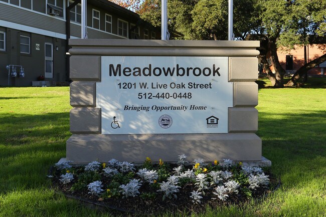 Meadowbrook Apartments in Austin, TX - Building Photo - Building Photo