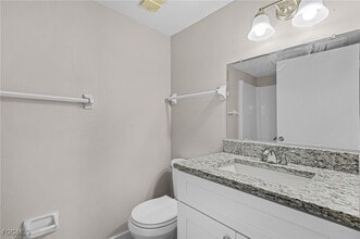 1915 Maravilla Ave in Ft. Myers, FL - Building Photo - Building Photo