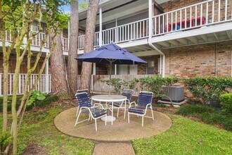 4040 San Felipe St, Unit 106 in Houston, TX - Building Photo - Building Photo