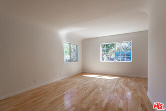 4115 Camero Ave in Los Angeles, CA - Building Photo - Building Photo