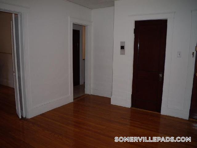 157 Summer St in Somerville, MA - Building Photo - Building Photo