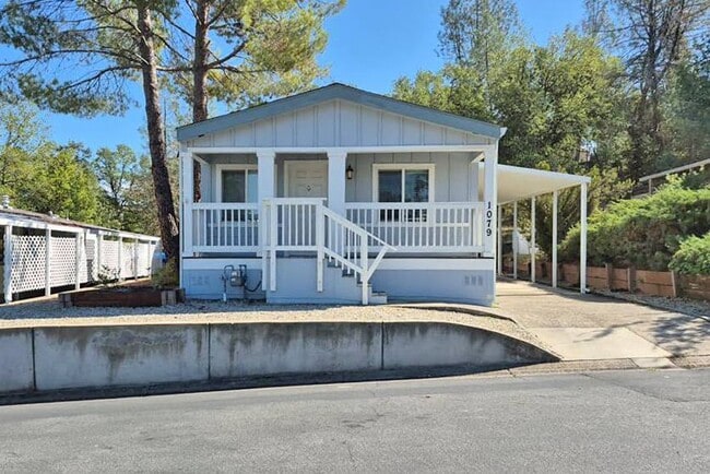 property at 1079 Mountain Shadows Blvd