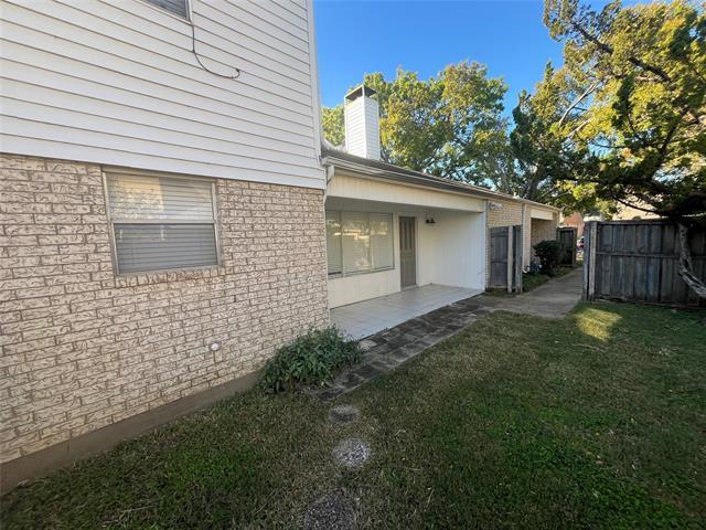 415 Towne House Ln in Richardson, TX - Foto de edificio - Building Photo