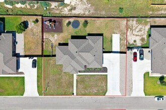 406 Mountain View Dr in Del Rio, TX - Building Photo - Building Photo