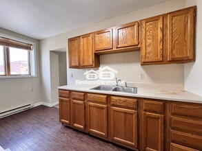 1408 Walnut St in Dallas Center, IA - Building Photo - Building Photo