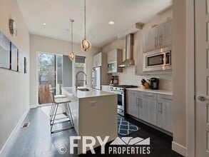 1851 S High St in Denver, CO - Building Photo - Building Photo