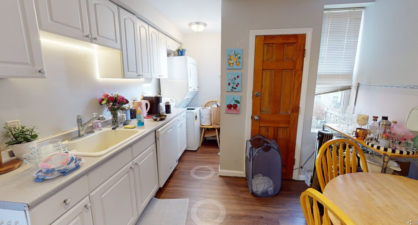 54 Kelly Rd, Unit 2l in Cambridge, MA - Building Photo