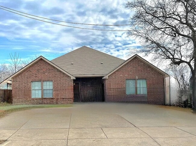 property at 1110 Mulkey Ln