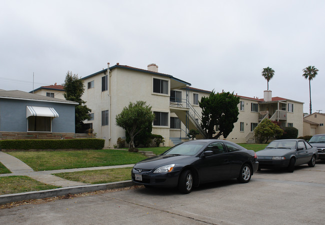 954-962 Wilbur Ave in San Diego, CA - Building Photo - Building Photo