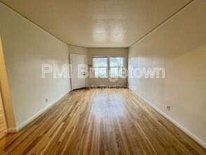 6520 NE 6th Ave in Portland, OR - Building Photo - Building Photo