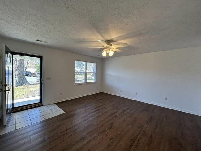 200 Henry St in Wilmington, NC - Building Photo - Building Photo