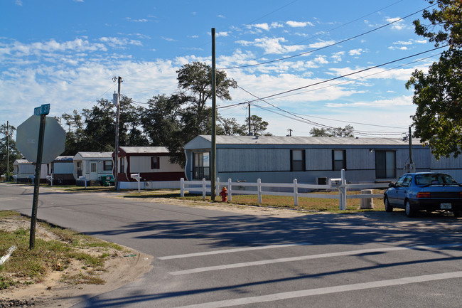 99-103 Jackson St in Fort Walton Beach, FL - Building Photo - Building Photo