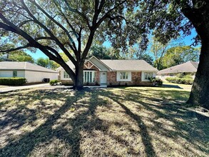 4310 Cinnabar Dr in Houston, TX - Building Photo - Building Photo