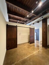 806 Sampson St in Houston, TX - Building Photo - Building Photo