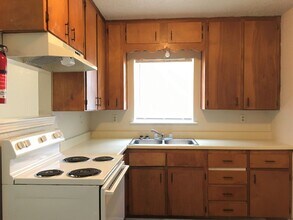 1810 N Gray St in Killeen, TX - Building Photo - Building Photo