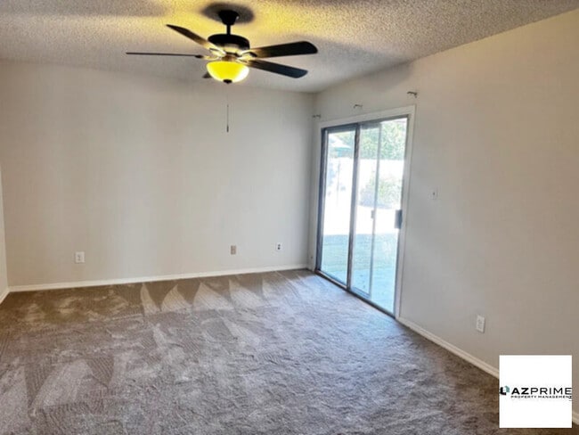 property at 5346 W Sunnyside Dr