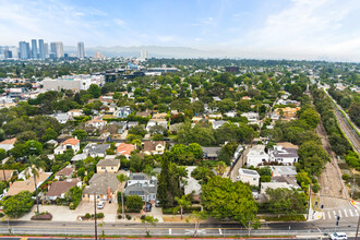 2536 Military Ave in Los Angeles, CA - Building Photo - Building Photo