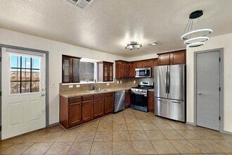 2214 Lisa Sherr St in El Paso, TX - Building Photo - Building Photo