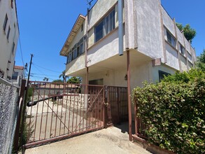 2927 S Redondo Blvd in Los Angeles, CA - Building Photo - Building Photo