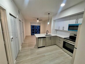 18412 Homestead Ave-Unit -641 in Miami, FL - Building Photo - Building Photo