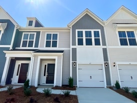 27 Pansy Pk in Clayton, NC - Building Photo