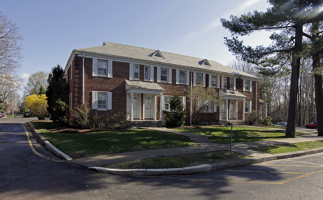 WPI Townhouses in Worcester, MA - Building Photo - Building Photo