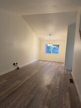 11112 N Waikiki Rd in Spokane, WA - Building Photo - Building Photo