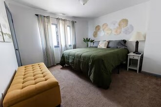 250 Trumbull Ave in Girard, OH - Building Photo - Building Photo