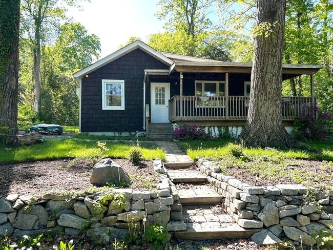 95 Hillair Rd in Lake Peekskill, NY - Building Photo - Building Photo
