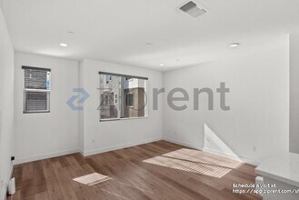 985 24th St in Oakland, CA - Building Photo - Building Photo