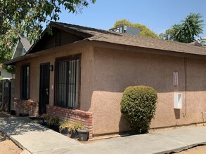 814 Kentucky St in Bakersfield, CA - Building Photo - Building Photo