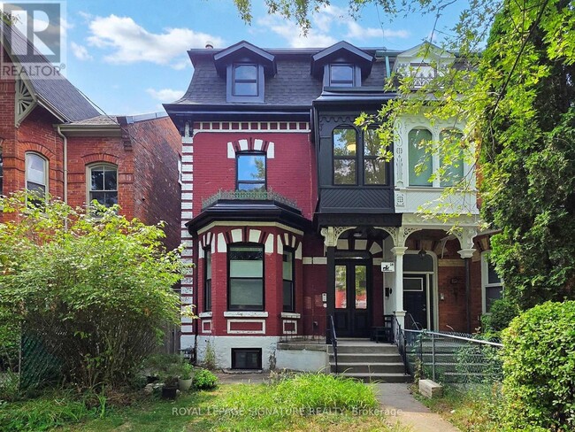 property at 28-28 Beaconsfield Ave