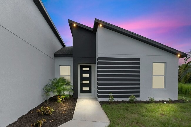 8292 Givlic Ln in North Port, FL - Building Photo - Building Photo