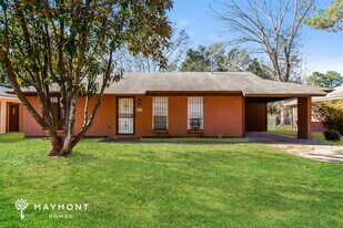 125 James Garfield Cir in Jackson, MS - Building Photo