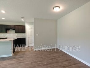 8345 Nussbaum Dr in Jacksonville, FL - Building Photo - Building Photo
